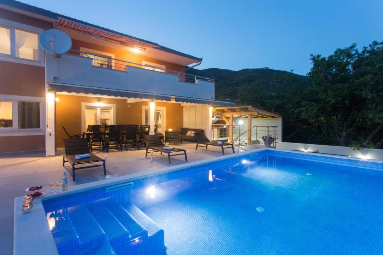 Villa Ivano With Sea&Mountain View Kaštel Stari Exterior foto