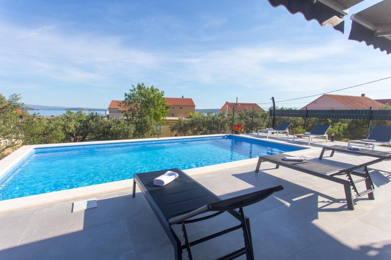 Villa Ivano With Sea&Mountain View Kaštel Stari Exterior foto